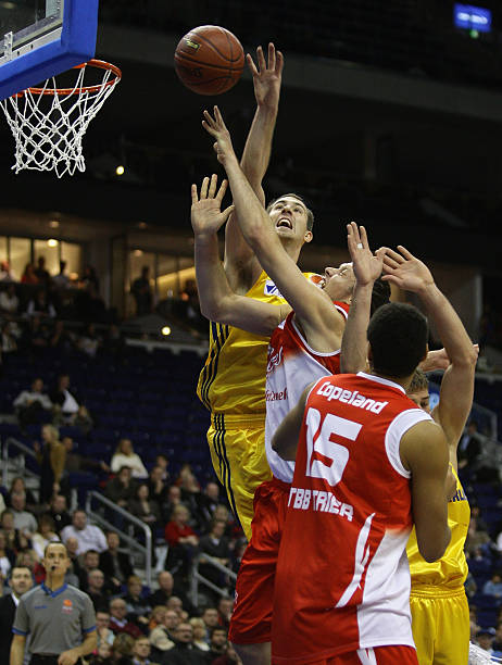 沉着的控球 沉着的控球