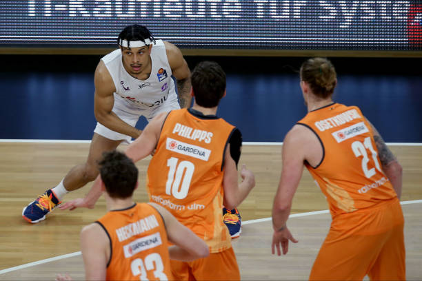 次精确的传 次精确的传